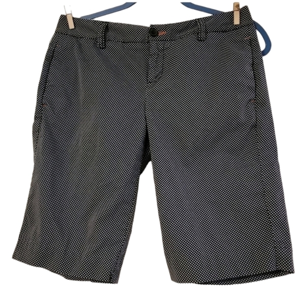 Tommy Hilfiger Polka Dot Black & White Bermuda Shorts 97% Cotton 3% Spandex Sz 4 - Picture 1 of 4